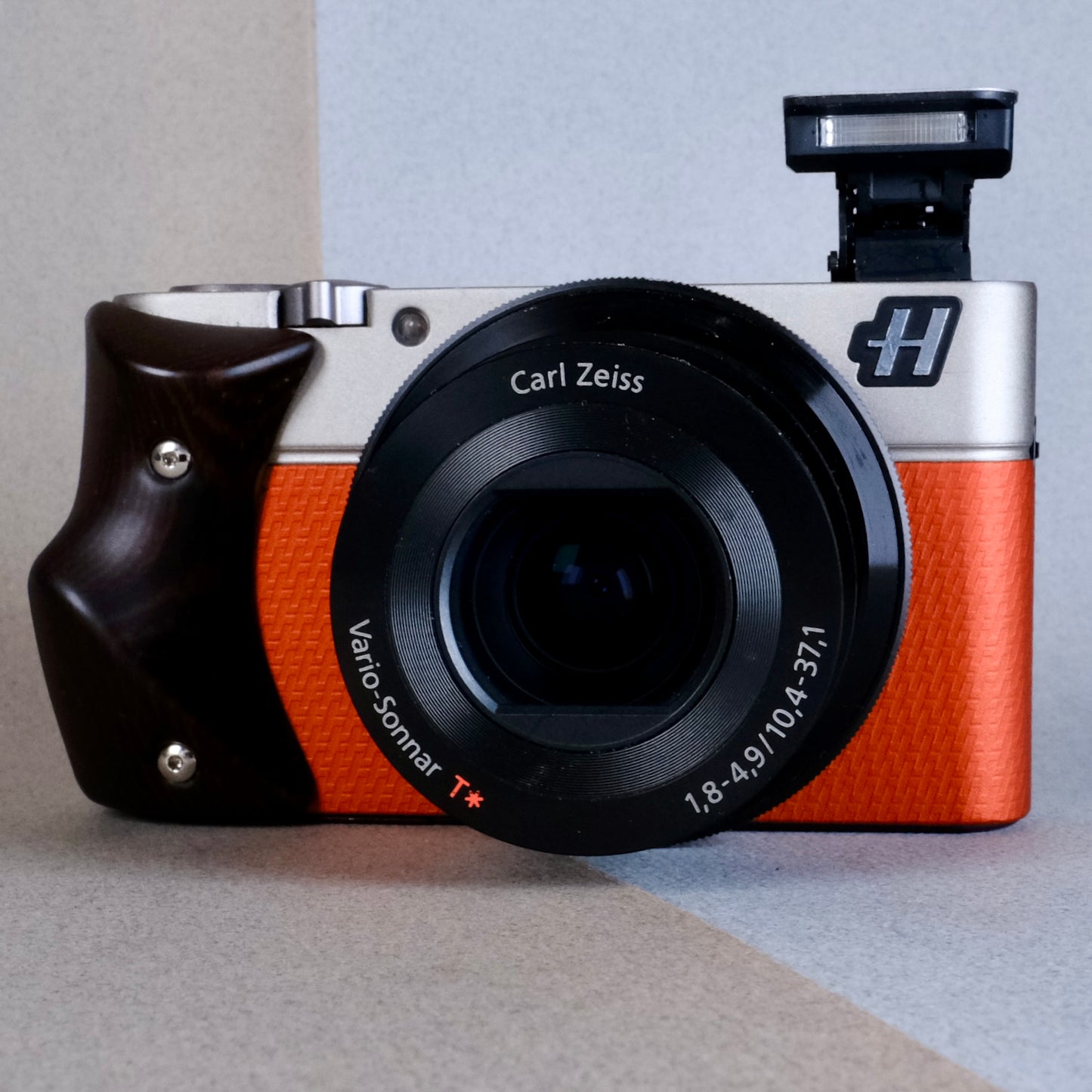 Hasselblad stellar limited (orange) premium Digital Camera