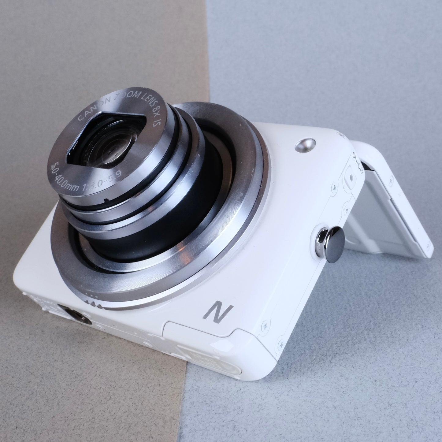 Canon powershot N digital y2k aesthetic camera