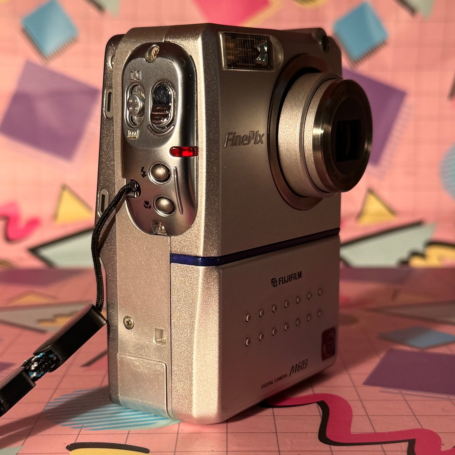 Finepix M603 cult classic digital camera y2k Super CCD
