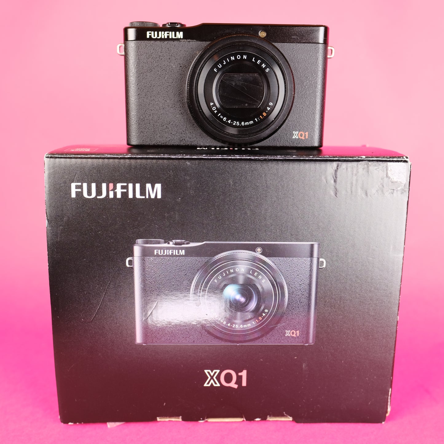 Fujifilm XQ1 compact digital camera, perfect for students