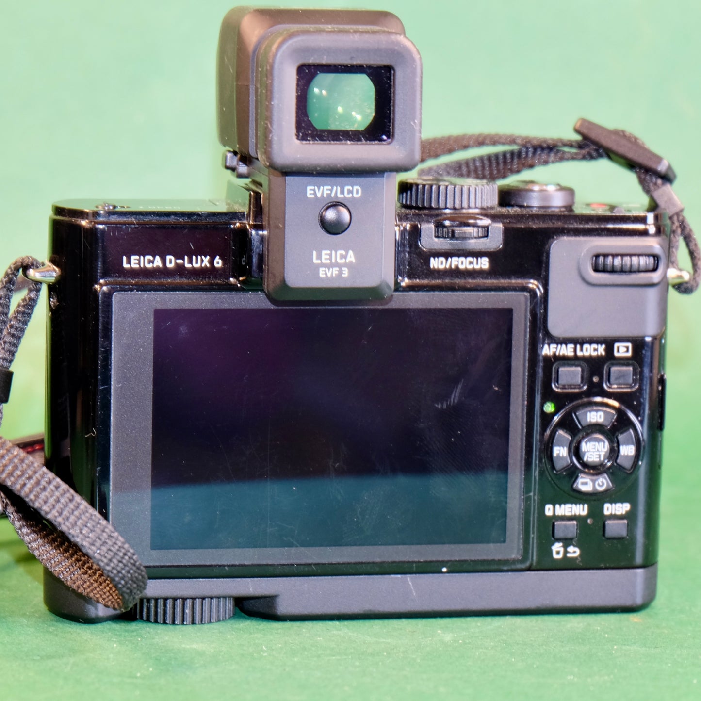 Leica D-lux 6 Digital camera with EVF Grip
