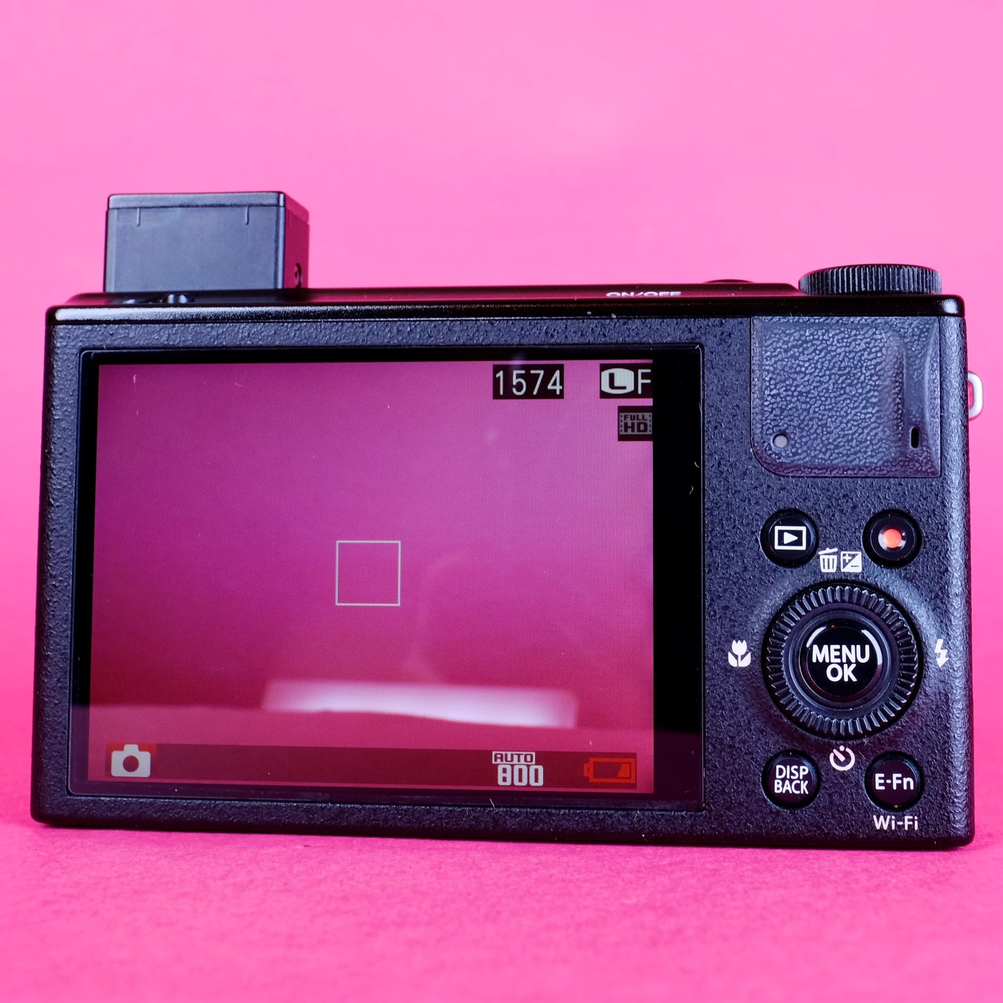 Fujifilm XQ1 compact digital camera, perfect for students