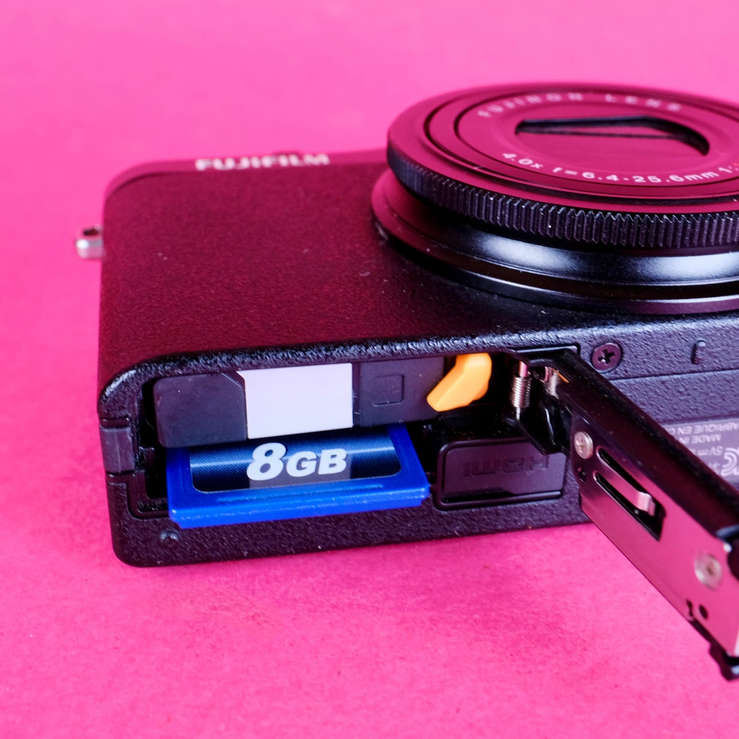 Fujifilm XQ1 compact digital camera, perfect for students