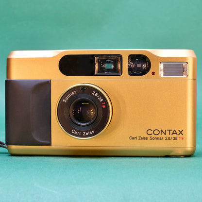 Contax T2 titanium gold edition boxed outfit (mint)