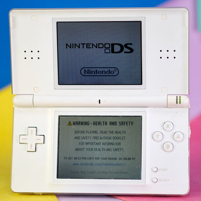 Nintendo DS lite, white, with original charger