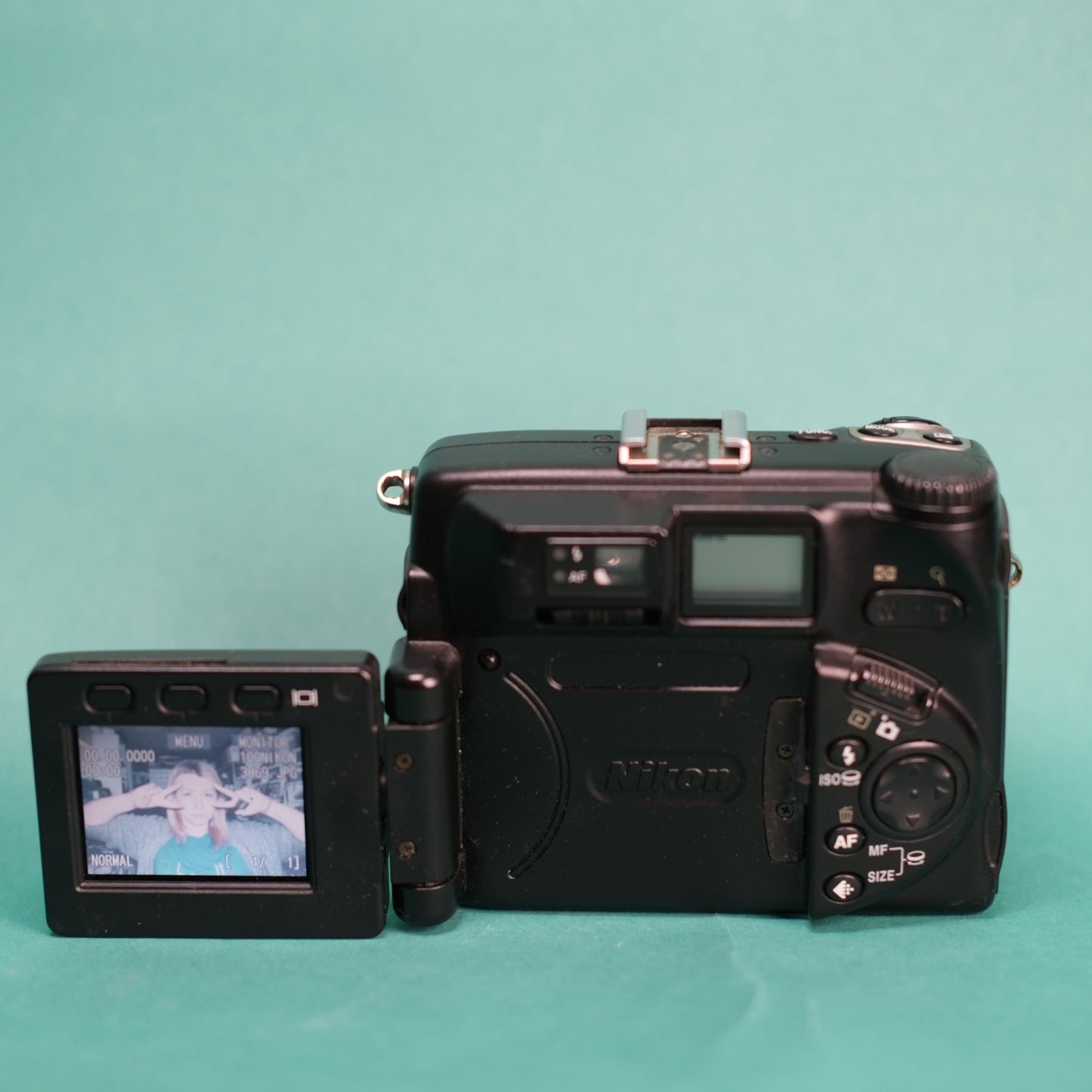 Nikon Coolpix 5000 Retro Digital camera (Y2K aesthetic)