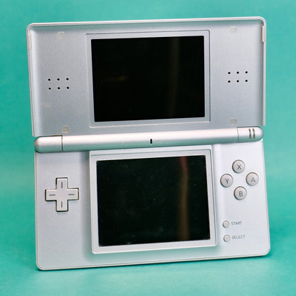 Nintendo DS lite, silver, with original charger defect