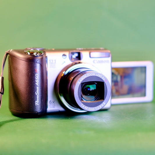 Canon PowerShot A650 IS 12.1MP Selfie Screen, digital camera,