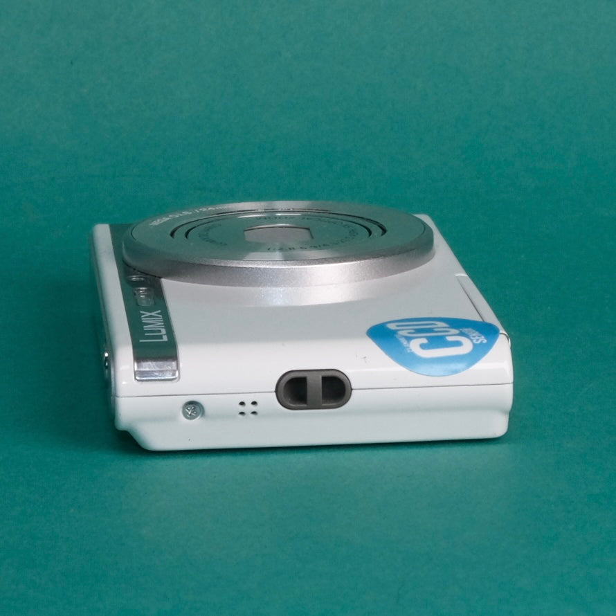 Panasonic XS1 compact digital camera with sample shots, y2k effect, student