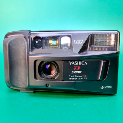 Yashica T3 super carl zeiss T* 2.8 35mm lens film camera