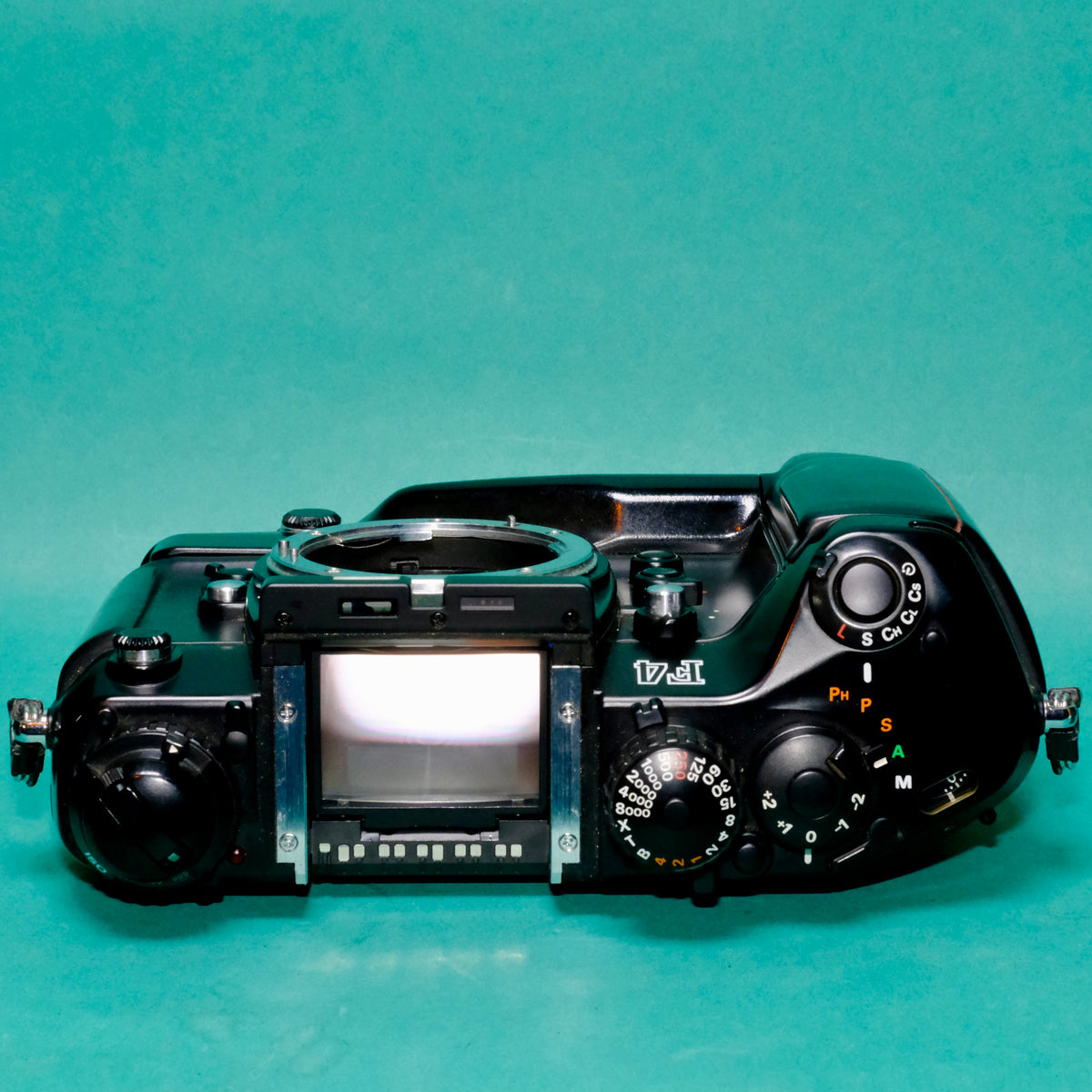 Nikon F4S 35mm Professional SLR film camera & 28mm F/:2.8 lens