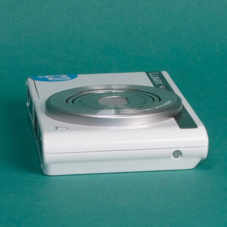 Panasonic XS1 compact digital camera with sample shots, y2k effect, student