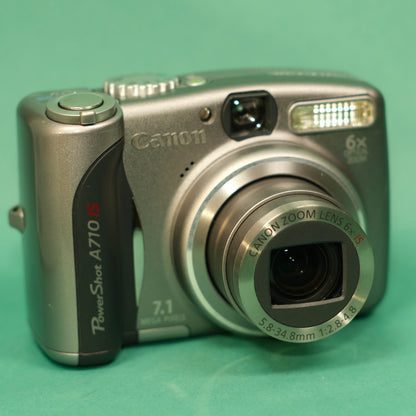Canon powershot A710is compact point and shoot Digital camera, boxed excellent