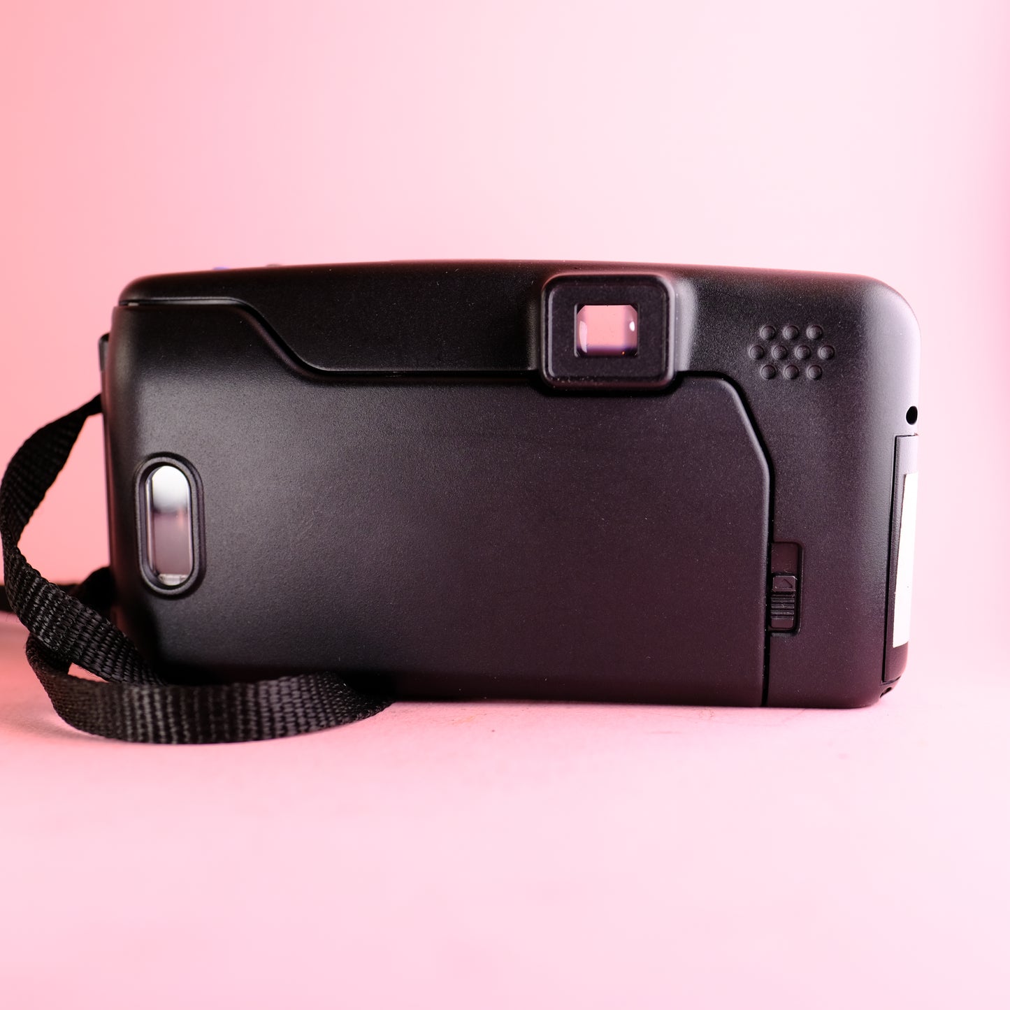 Perfect condition olympus AZ-210 superzoom point & shoot camera + case & box