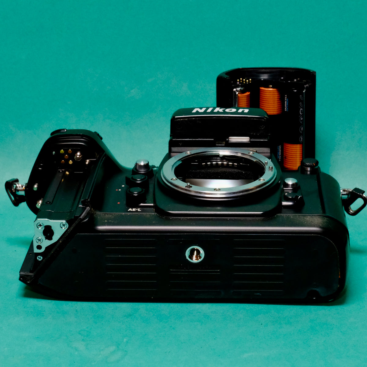 Nikon F4S 35mm Professional SLR film camera & 28mm F/:2.8 lens