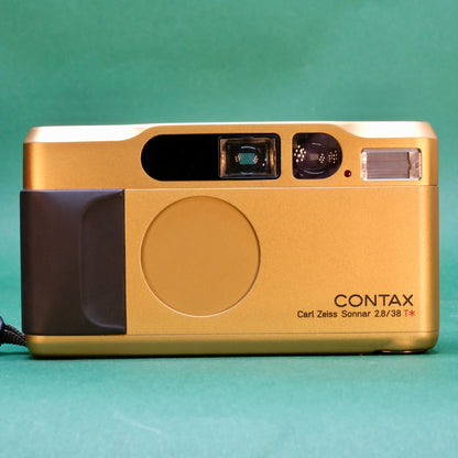 Contax T2 titanium gold edition boxed outfit (mint)