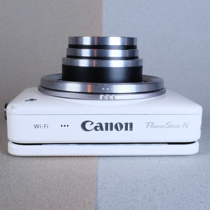 Canon powershot N digital y2k aesthetic camera