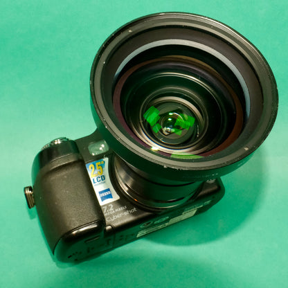 Sony DSC-v3 Digital camera with built in night shot and 0.65x wide angle lens adapter