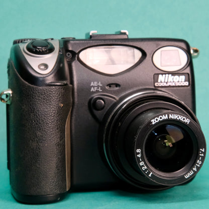 Nikon Coolpix 5000 Retro Digital camera (Y2K aesthetic)