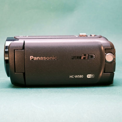 Panasonic HD camcorder HC-W580 boxed perfect vlogging kit