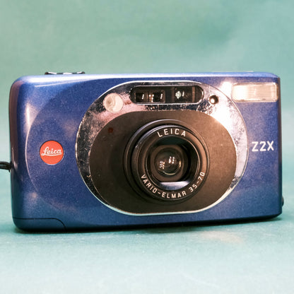 Leica Z2X 35mm point and shoot film camera blue