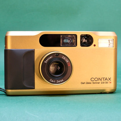 Contax T2 titanium gold edition boxed outfit (mint)