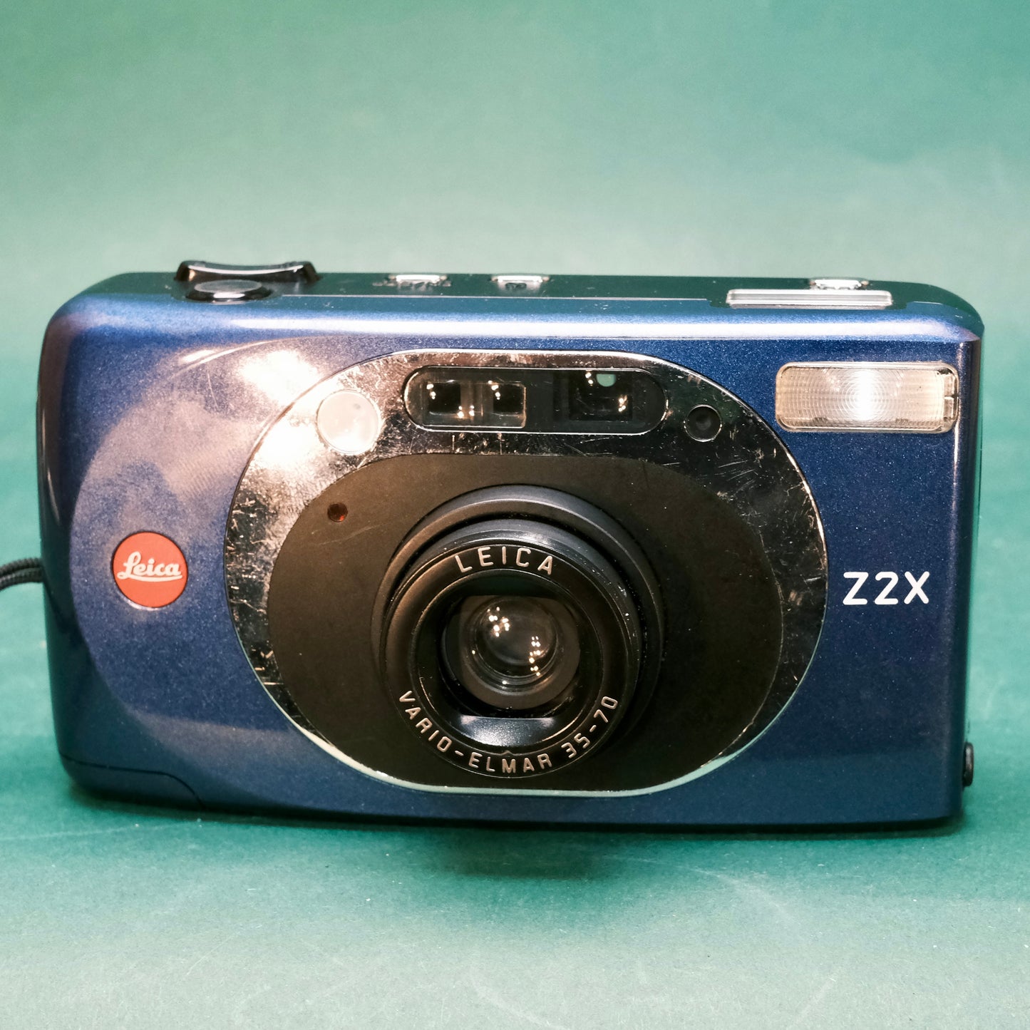 Leica Z2X 35mm point and shoot film camera blue