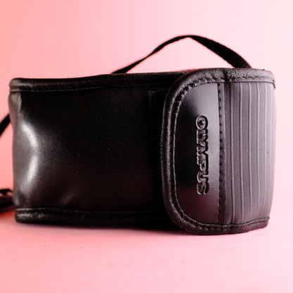 Perfect condition olympus AZ-210 superzoom point & shoot camera + case & box