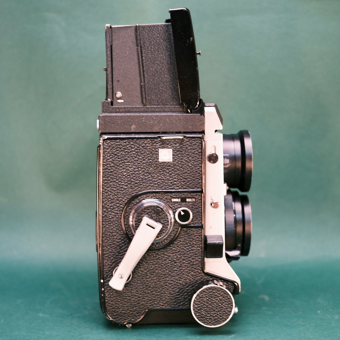 Mamiya c330 professional F TLR camera