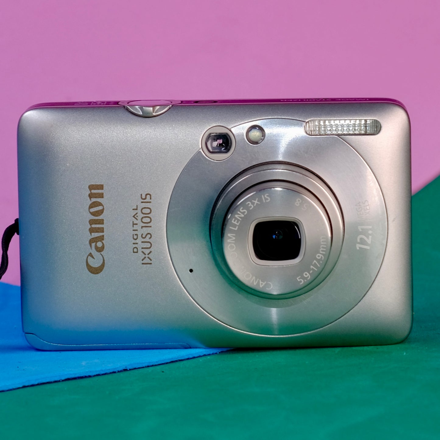 Canon Digital ixus 100 IS Retro digital camera Y2K aesthetic
