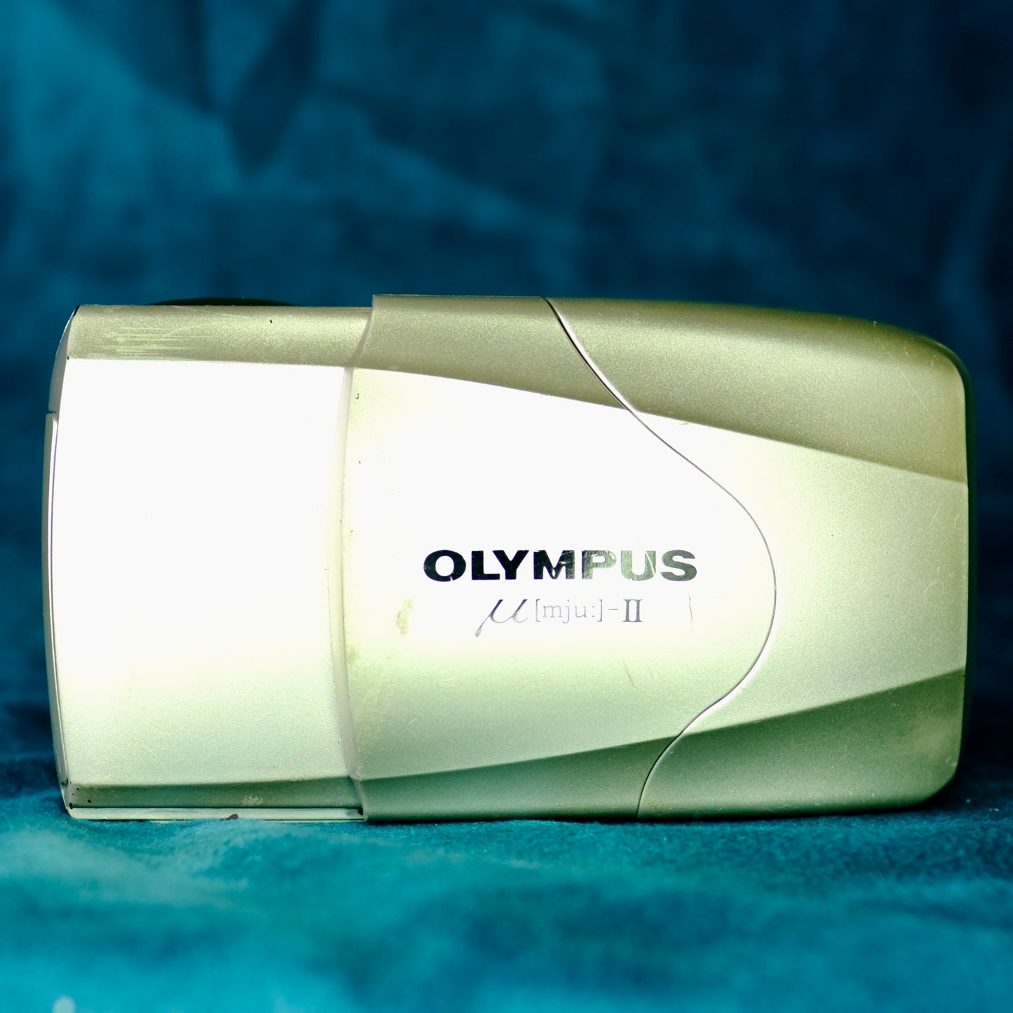 Olympus mju ii “stylus epic” Gold, well used condition film tested