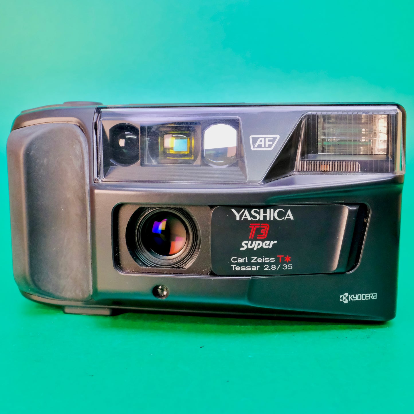 Yashica T3 super carl zeiss T* 2.8 35mm lens film camera