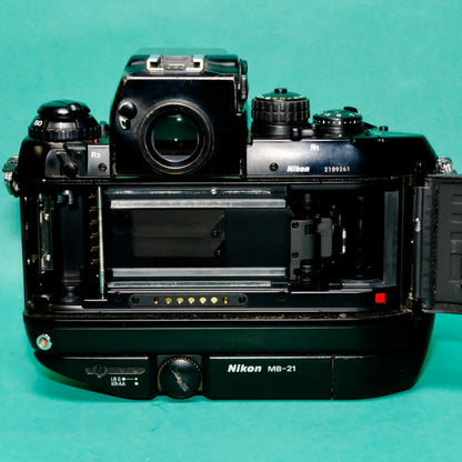 Nikon F4S 35mm Professional SLR film camera & 28mm F/:2.8 lens