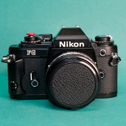 Nikon FG 35mm SLR film camera & 50mm 1.8 lens