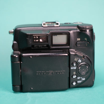 Nikon Coolpix 5000 Retro Digital camera (Y2K aesthetic)