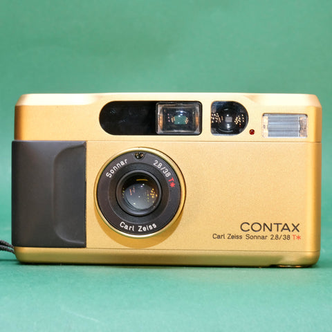Contax T2 titanium gold edition boxed outfit (mint)
