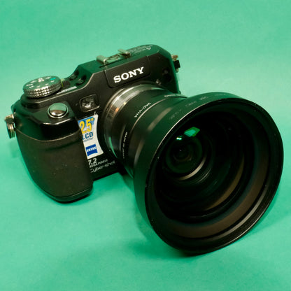 Sony DSC-v3 Digital camera with built in night shot and 0.65x wide angle lens adapter