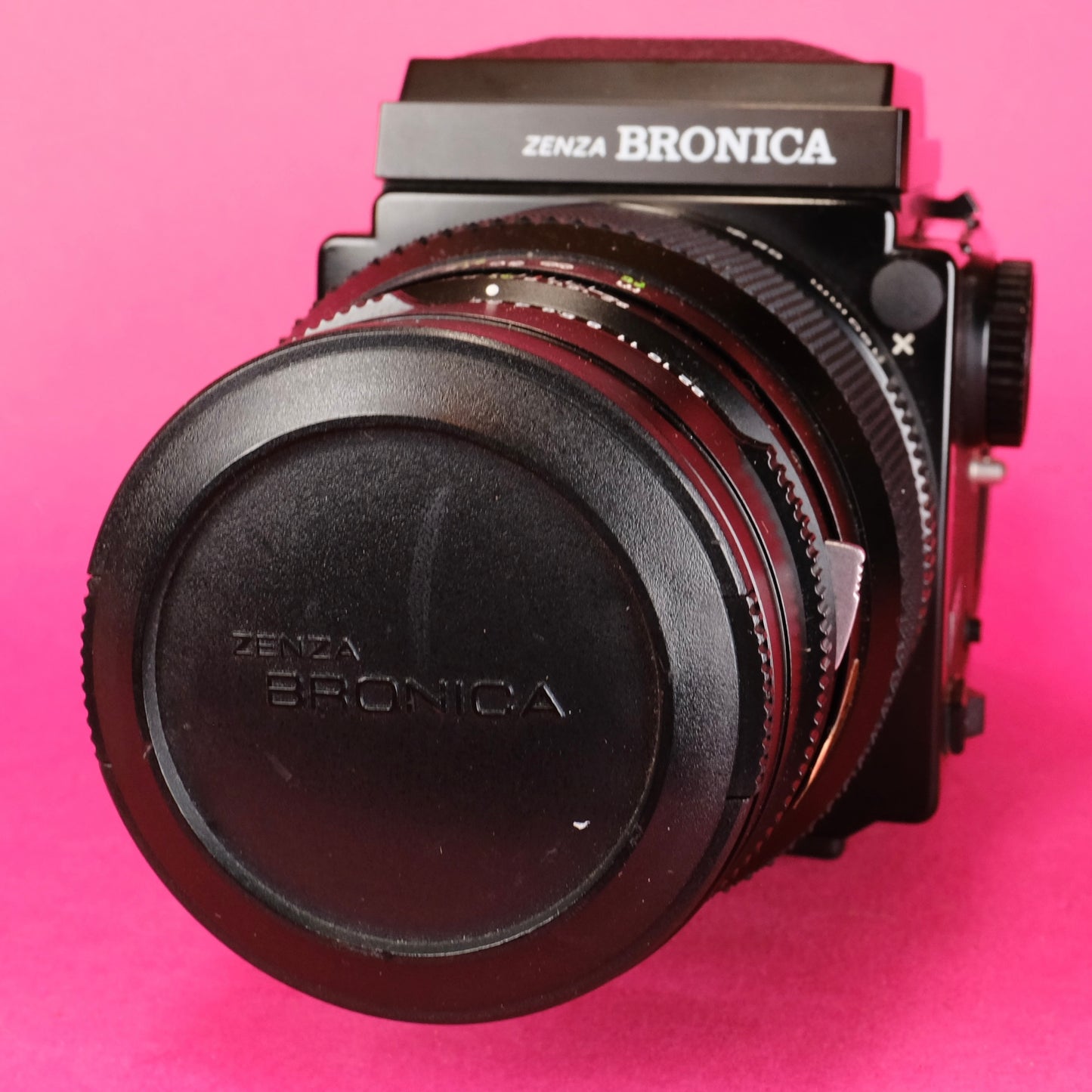 Zenza Bronica ETRS kit superb clean example