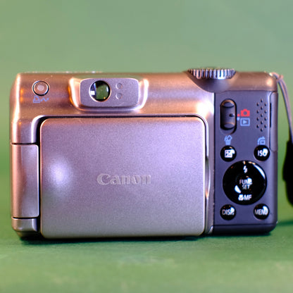 Canon PowerShot A650 IS 12.1MP Selfie Screen, digital camera,