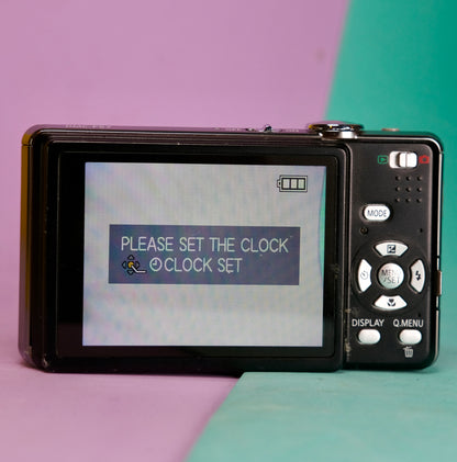 Panasonic lumix DMC-FS7 y2k era digital camera, student nostalgia
