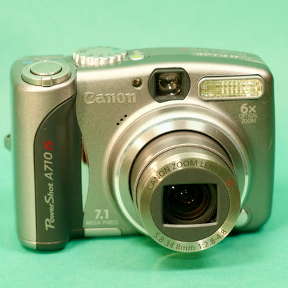 Canon powershot A710is compact point and shoot Digital camera, boxed excellent