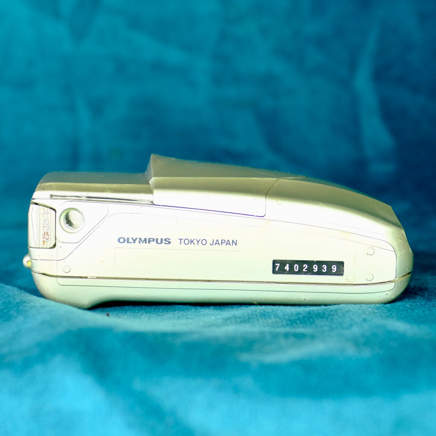 Olympus mju ii “stylus epic” Gold, well used condition film tested