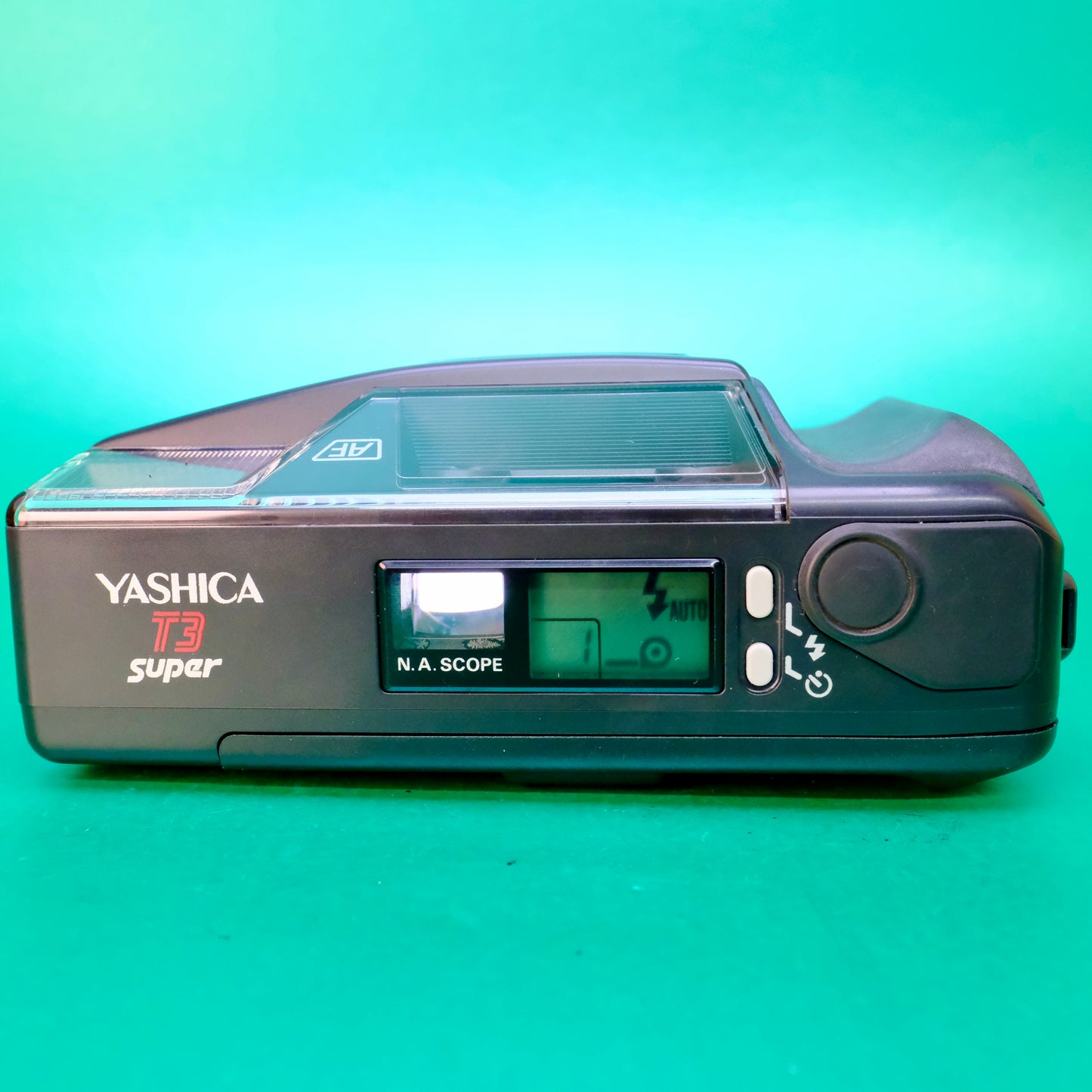 Yashica T3 super carl zeiss T* 2.8 35mm lens film camera