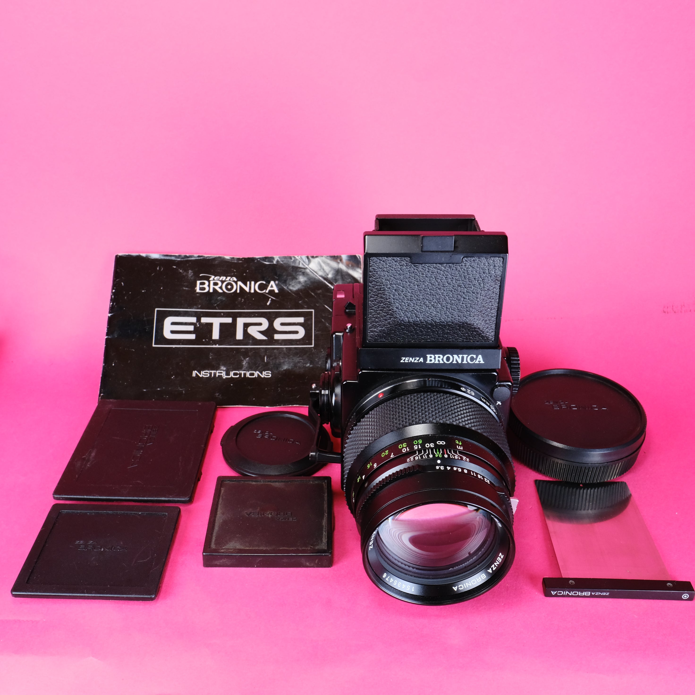 Zenza Bronica ETRS Medium Format Film Camera kit superb clean