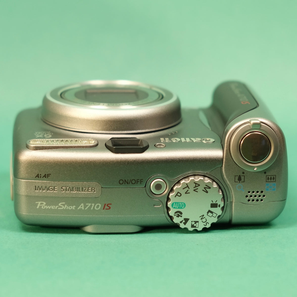 Canon powershot A710is compact point and shoot Digital camera, boxed excellent