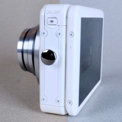 Canon powershot N digital y2k aesthetic camera