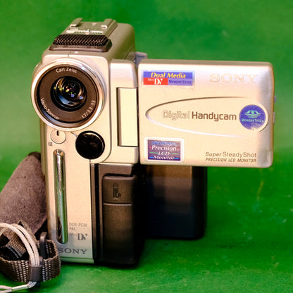 Sony handycam DCR-PC3E